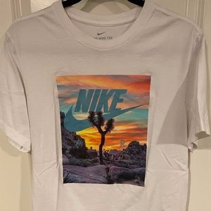 Nike Desert Graphic Tee